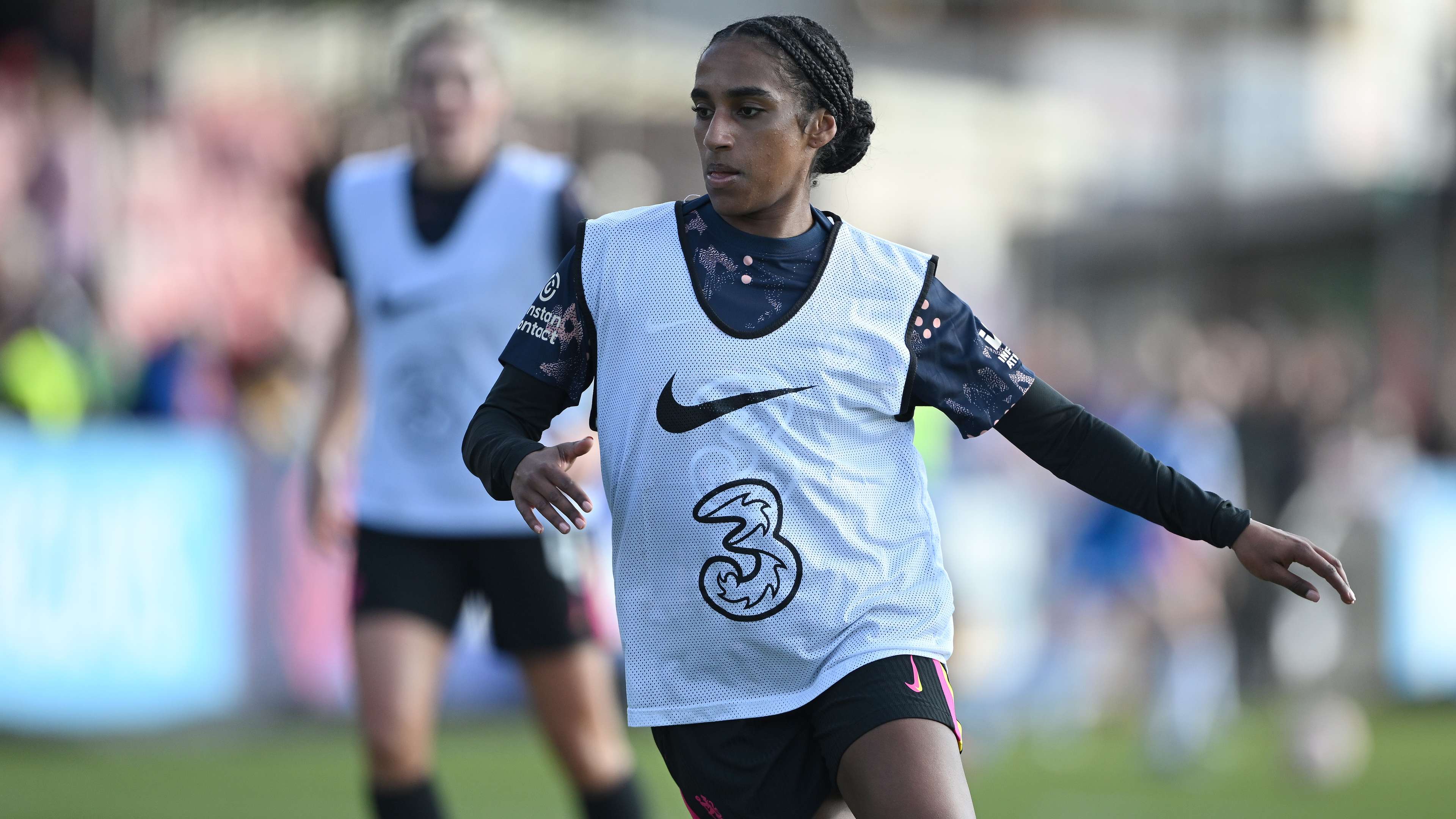 年輕中衛 年輕中衛