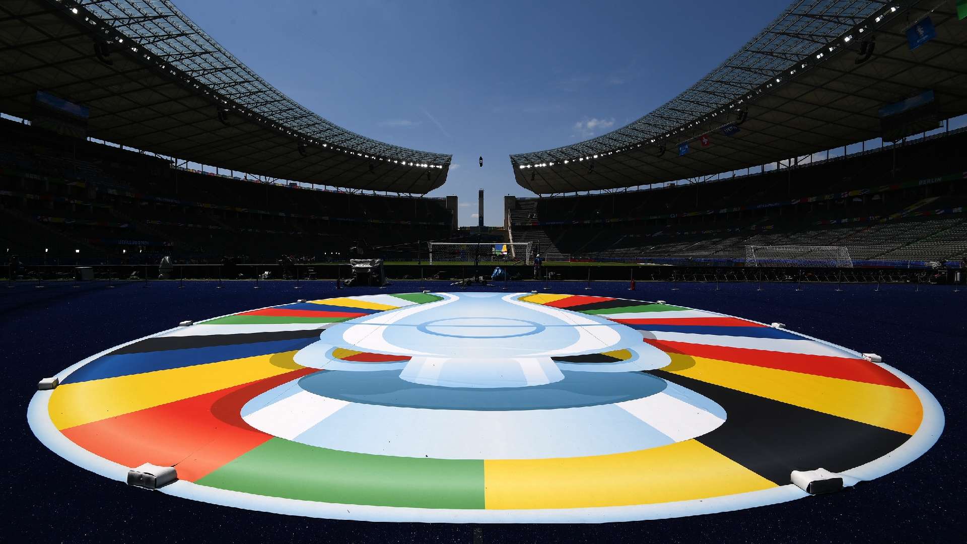 通过与亚足 通过与亚足